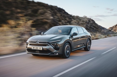 De Citroën C5 is terug met uniek ontwerp én komt meteen als plug-in hybride