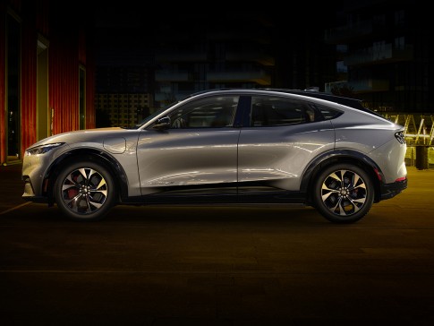 De elektrische Ford Mustang Mach-E krijgt een prijskaartje