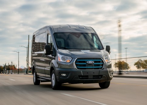 De elektrische Ford e-Transit komt in 25 uitvoeringen naar Nederland