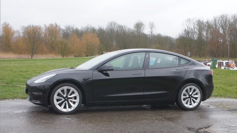 De Tesla Model 3 (2021) heeft nóg meer actieradius dankzij een warmtepomp