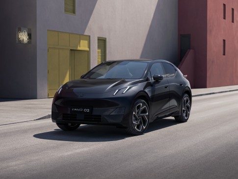 Lynk & Co 02 Business Edition: zakelijke instapper vanaf &euro; 32.990,-