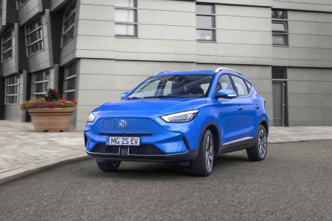 MG steekt de ZS EV in het nieuw, inclusief grotere accu MG steekt de ZS EV in het nieuw, inclusief grotere accu
