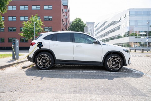 Goedkoper parkeren voor elektrische auto's vanaf 2023 Goedkoper parkeren voor elektrische auto's vanaf 2023