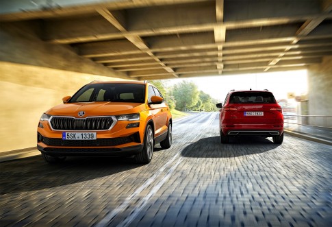 De vernieuwde Skoda Karoq (2022) is er vanaf 33.490 euro De vernieuwde Skoda Karoq (2022) is er vanaf 33.490 euro