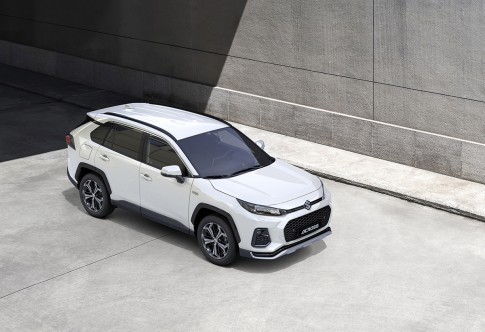 Suzuki lanceert compleet nieuwe plug-in hybride SUV... of toch niet? Suzuki lanceert compleet nieuwe plug-in hybride SUV... of toch niet?