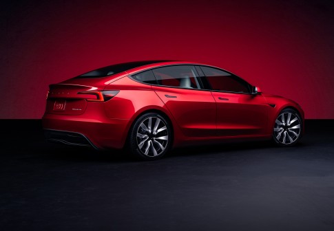 Nieuwe Tesla Model 3: Dit zijn de highlights! Nieuwe Tesla Model 3: Dit zijn de highlights!