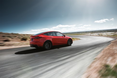 Tesla Model Y krijgt range update en komt veel sneller dan verwacht Tesla Model Y krijgt range update en komt veel sneller dan verwacht