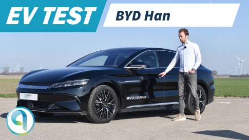 Video: BYD Han Review - elektrische sedan opent de aanval op Tesla en BMW Video: BYD Han Review - elektrische sedan opent de aanval op Tesla en BMW