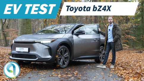 Video: Toyota bZ4X Review - Eindelijk een volledig elektrische Toyota! Video: Toyota bZ4X Review - Eindelijk een volledig elektrische Toyota!