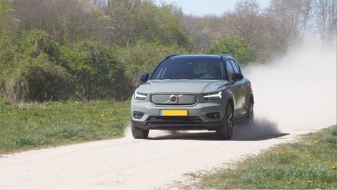 Video: Volvo XC40 Recharge is een compacte SUV met 408 pk vermogen