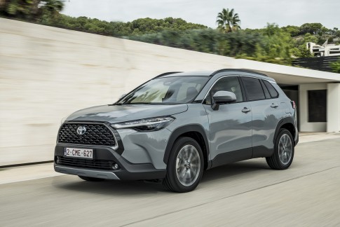 Toyota Corolla Cross: nieuwe compacte cross-over van Toyota is nu te leasen! Toyota Corolla Cross: nieuwe compacte cross-over van Toyota is nu te leasen!