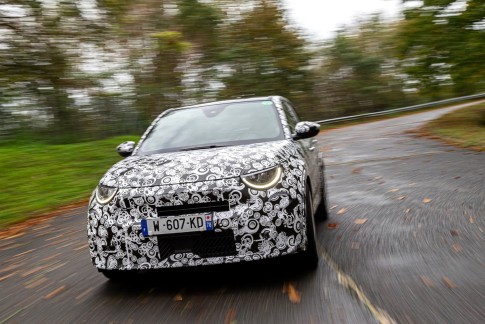 Elektrische Abarth 600e op komst: de krachtigste Abarth ooit!