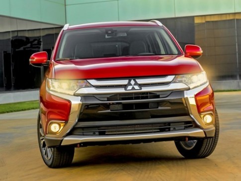 Mitsubishi Outlander PHEV 2016