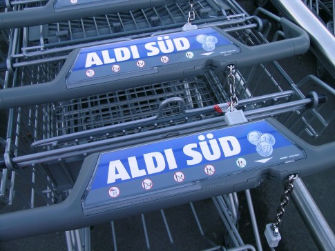 Aldi plaatst 28 snellaadstations voor gratis opladen in Duitsland