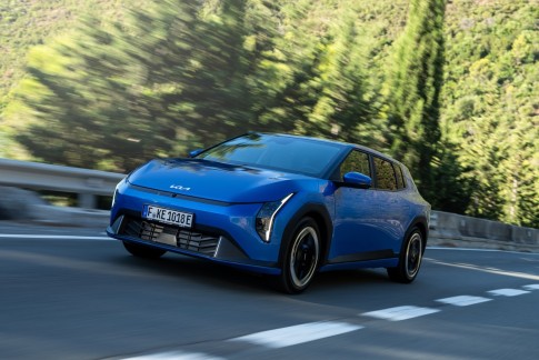 Auto van het Jaar 2026: zeven finalisten die leaserijders niet willen missen