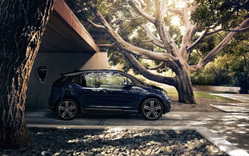 Leasetoppers! De nieuwe BMW i3 en BMW i3s kan u nu leasen bij ActivLease