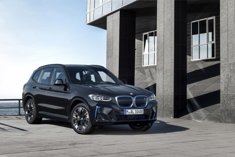 BMW iX3 (2021) voortaan met nieuwe neus en M Sportpakket