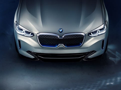 Hier is 'ie: de BMW Concept iX3! Elektrische SUV klaar voor leasing in 2020 Hier is 'ie: de BMW Concept iX3! Elektrische SUV klaar voor leasing in 2020
