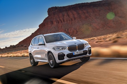 Nieuwe BMW X5 onthuld, een grotere en luxere leaseauto dan voorheen Nieuwe BMW X5 onthuld, een grotere en luxere leaseauto dan voorheen