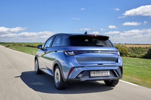 BYD Dolphin: elektrische hatchback voor Nederland vanaf 30.000 euro BYD Dolphin: elektrische hatchback voor Nederland vanaf 30.000 euro