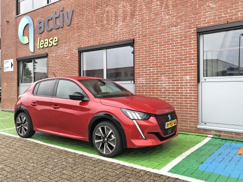 Peugeot e-208 review - elektrificatie waar we blij van worden Peugeot e-208 review - elektrificatie waar we blij van worden