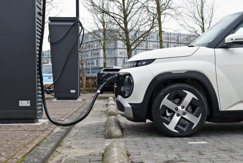 Waarom het beter is om een elektrische auto tot 80 procent op te laden Waarom het beter is om een elektrische auto tot 80 procent op te laden