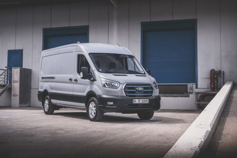Aantal nieuwe elektrische bestelauto's in Nederland verdubbeld Aantal nieuwe elektrische bestelauto's in Nederland verdubbeld