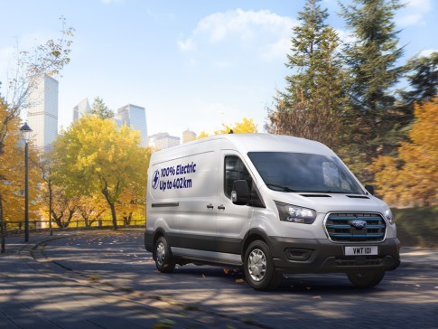 Ford E-Transit update geeft de bestelauto een grotere actieradius