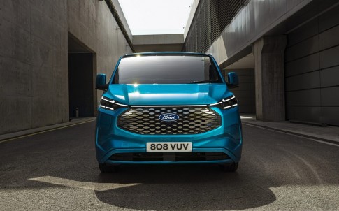 Officieel: Ford E-Transit Custom elektrische bestelauto met 380 km actieradius