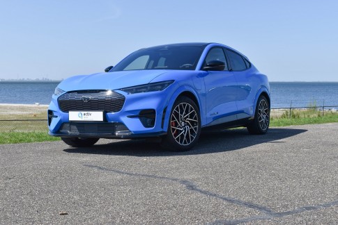 Ford Mustang Mach-e krijgt upgrades: meer trekgewicht en slimme features Ford Mustang Mach-e krijgt upgrades: meer trekgewicht en slimme features