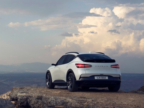 Elektrische auto van Genesis opent met gezichtsherkenning Elektrische auto van Genesis opent met gezichtsherkenning