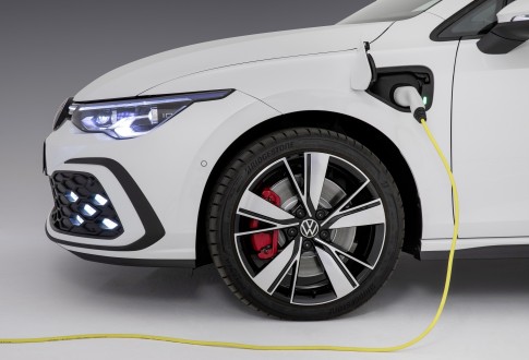 Hybride auto leasen? Dit zijn de verschillen tussen alle soorten hybrides