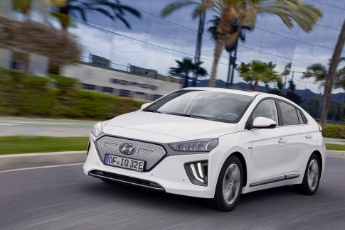 Hyundai IONIQ Electric krijg een update: nieuwe look en 300 km range