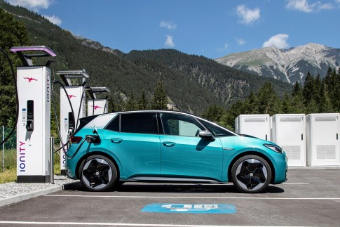 IONITY beloont EV-rijders die stoppen met laden bij 80%