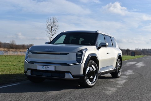 Kia EV9 nu 8.000 euro goedkoper - groots rijden voor minder!