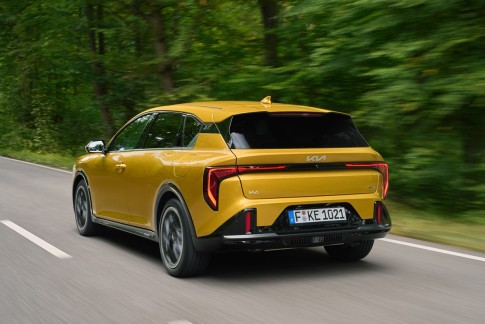 Prijzen Kia KV4 bekend, de nieuwe concurrent van de Volkswagen Golf