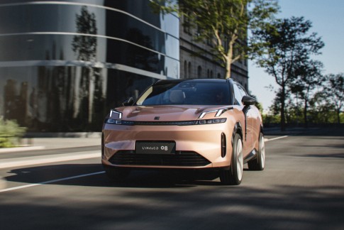 Deze plug-in hybride Lynk & Co rijdt wel 200 km volledig elektrisch Deze plug-in hybride Lynk & Co rijdt wel 200 km volledig elektrisch