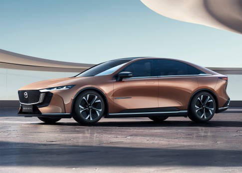 "Elektrische Mazda EZ-6 komt ook naar Europa" "Elektrische Mazda EZ-6 komt ook naar Europa"