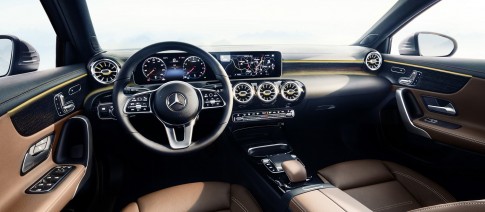 Lease de Mercedes-Benz A-klasse binnenkort met vernieuwd dashboard Lease de Mercedes-Benz A-klasse binnenkort met vernieuwd dashboard