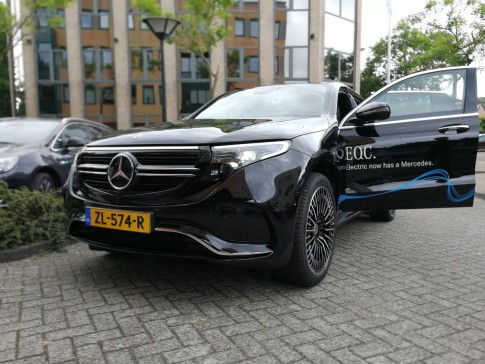 De Mercedes-Benz EQC in vijf opvallende foto's