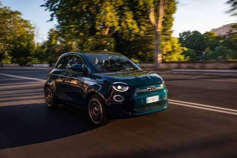 Helemaal prima: elektrische Fiat 500 nu ook te bestellen als hatchback Helemaal prima: elektrische Fiat 500 nu ook te bestellen als hatchback