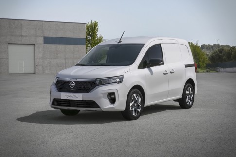 Nissan Townstar EV nu ook te leasen als pickup of kipper