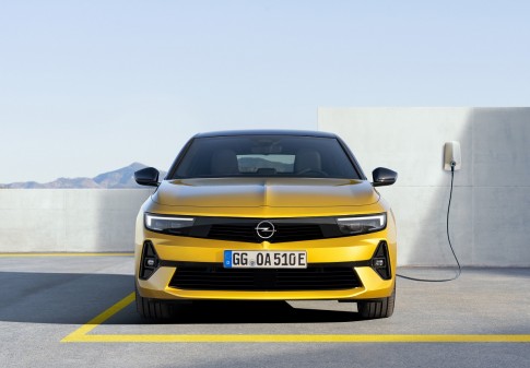 Stekkerrijden Opel Astra - kost het | ActivLease