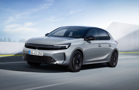 Opel Corsa Electric facelift (2023): dit zijn alle veranderingen Opel Corsa Electric facelift (2023): dit zijn alle veranderingen