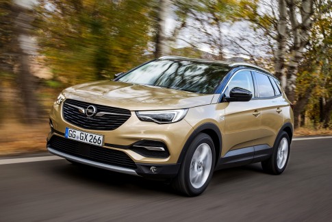 Nieuwe motor en luxe uitvoering voor Opel Grandland X lease
