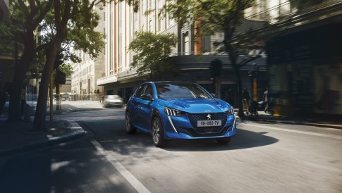 Peugeot e-208 bomvolle uitvoeringen en opties bekend