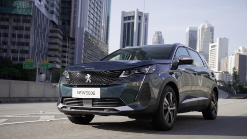 Nieuwe Peugeot 5008 en elektrische 408 verschijnen zomer 2024 Nieuwe Peugeot 5008 en elektrische 408 verschijnen zomer 2024