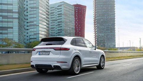 De Porsche Cayenne E-Hybrid is terug en sterker dan ooit, bestel hem nu!