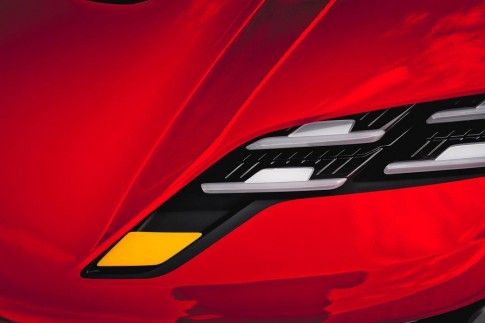 Nieuwe elektrische Porsche te zien op teaserafbeelding Nieuwe elektrische Porsche te zien op teaserafbeelding