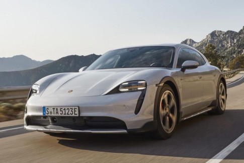 Vanaf mei te leasen: de Porsche Taycan Cross Turismo Vanaf mei te leasen: de Porsche Taycan Cross Turismo